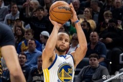 nba史上最远的一次三分射手 - 球迷社区分类下的文章配图