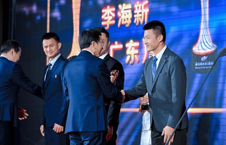 中超颁奖典礼嘉宾