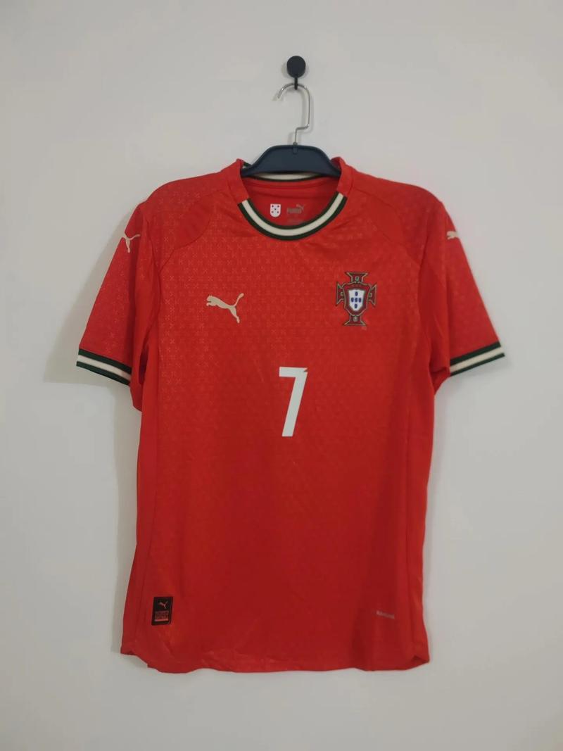 06世界杯葡萄牙主客场球衣