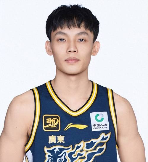 广东队徐杰受伤了吗