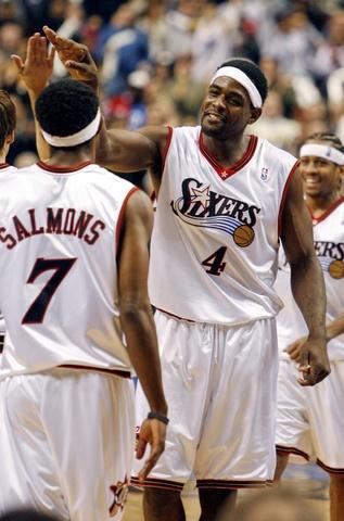 迈克尔奥拉沃坎迪