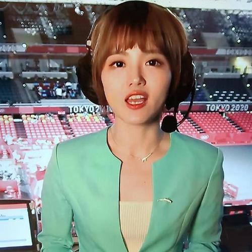 乒乓解说主持人是谁