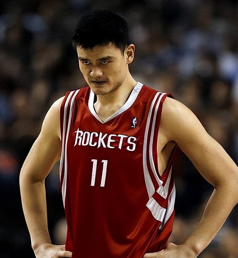 姚明球衣正式退役时间表