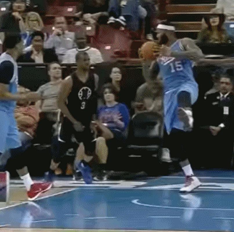 考辛斯保罗打架