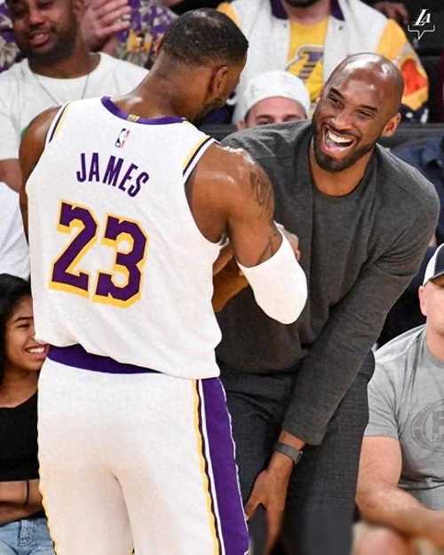 詹姆斯和科比的配合