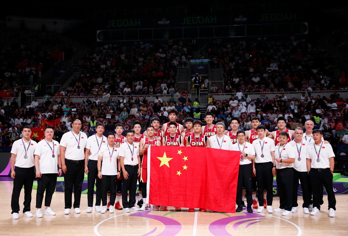 哪里可以看中国男篮比赛回放