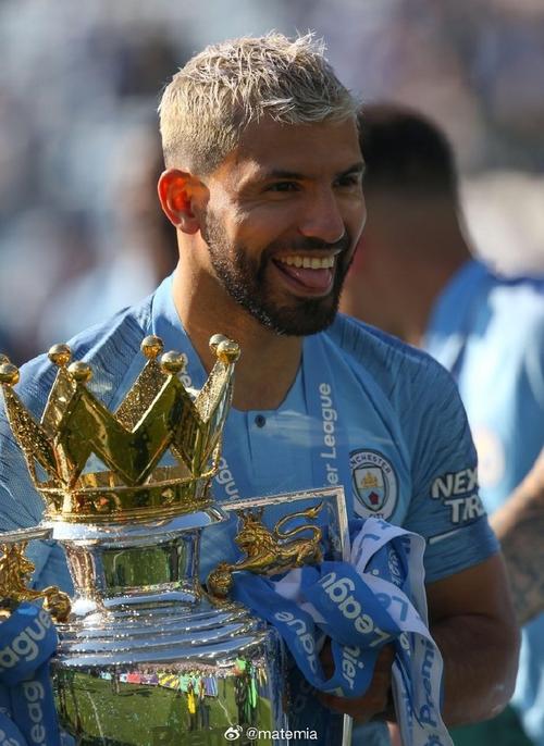 阿圭罗在曼城几年进球