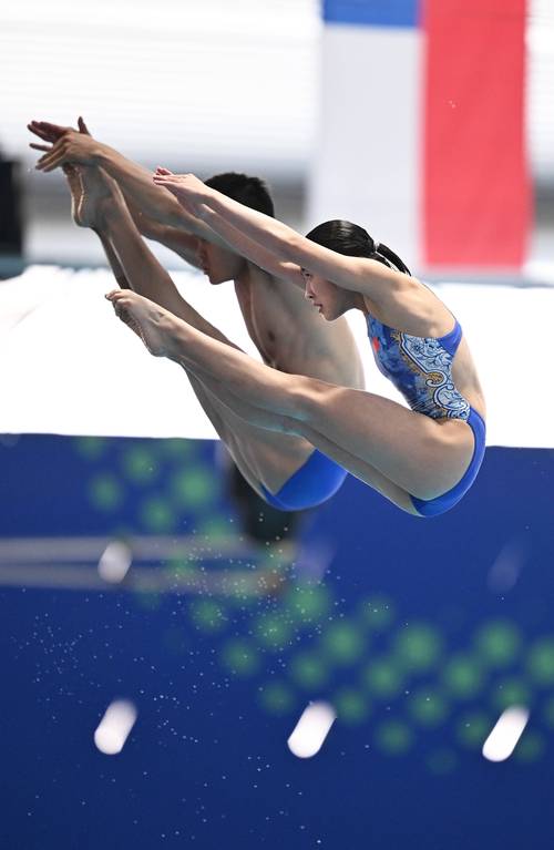 奥运会游泳比赛救生员出动过吗