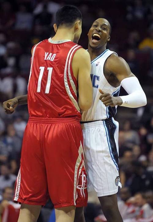 姚明和霍华德谁更难防