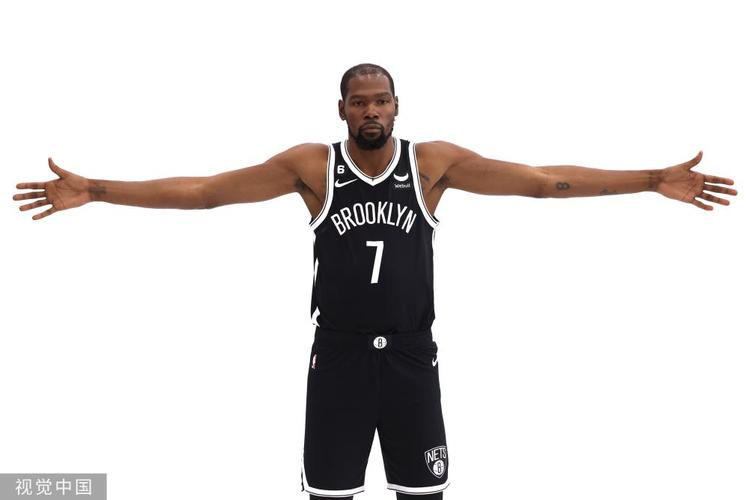 杜兰特封盖保罗臂展