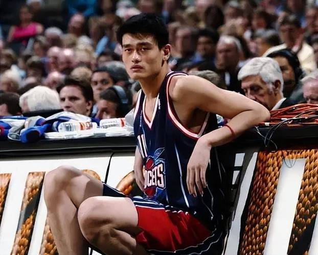 姚明合同5年7500万