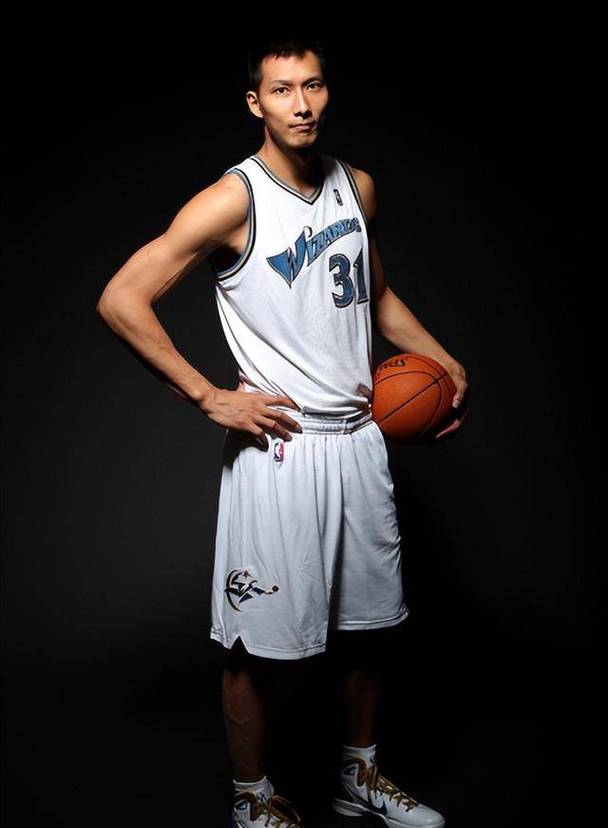 巴特尔在nba哪个队得的冠军