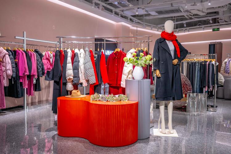 赛维思特女装旗舰店