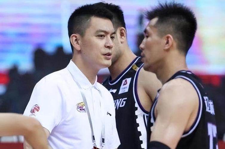 郭艾伦郭艾伦的关系