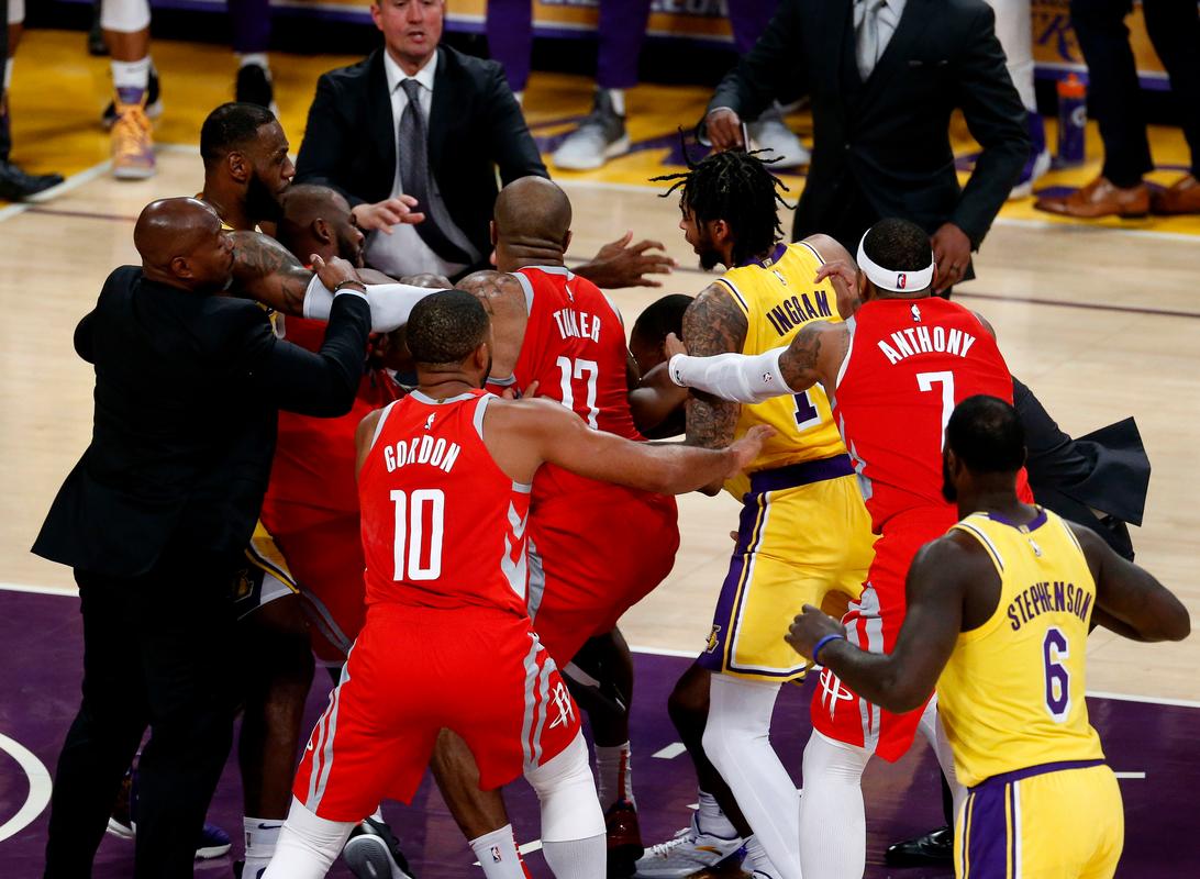 2020一2021nba总决赛湖人对热火第五场