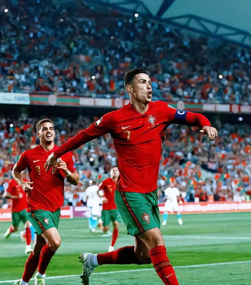 2021欧洲杯巅峰对决：激情四溢，悬念迭起！