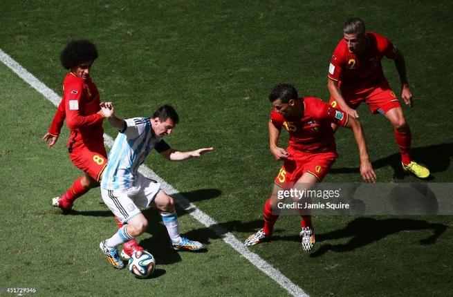 98年世界杯风云再起，德国、巴西、阿根廷巅峰对决！