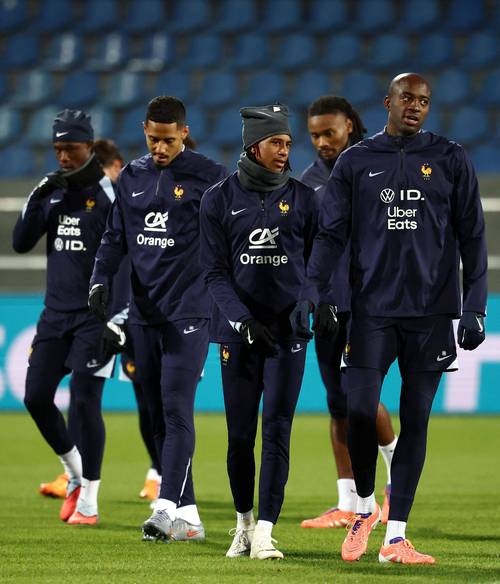 2020世界杯，法国队逆袭夺冠，传奇诞生！